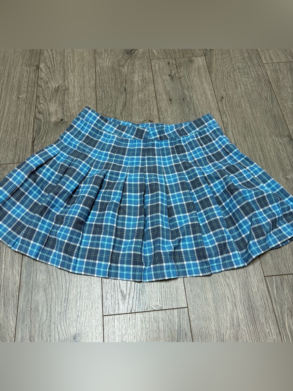 Blue plaid pleated mini skirt small